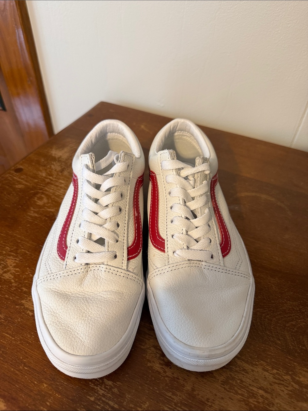 Vans old skool White Leather Sneakers with Red Side Stripe